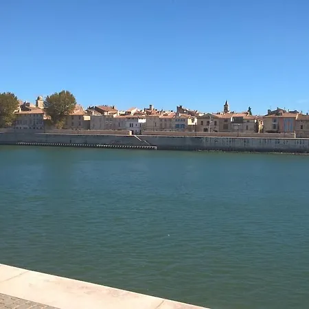 Tournesol Au Pied Des Arenes Apartment